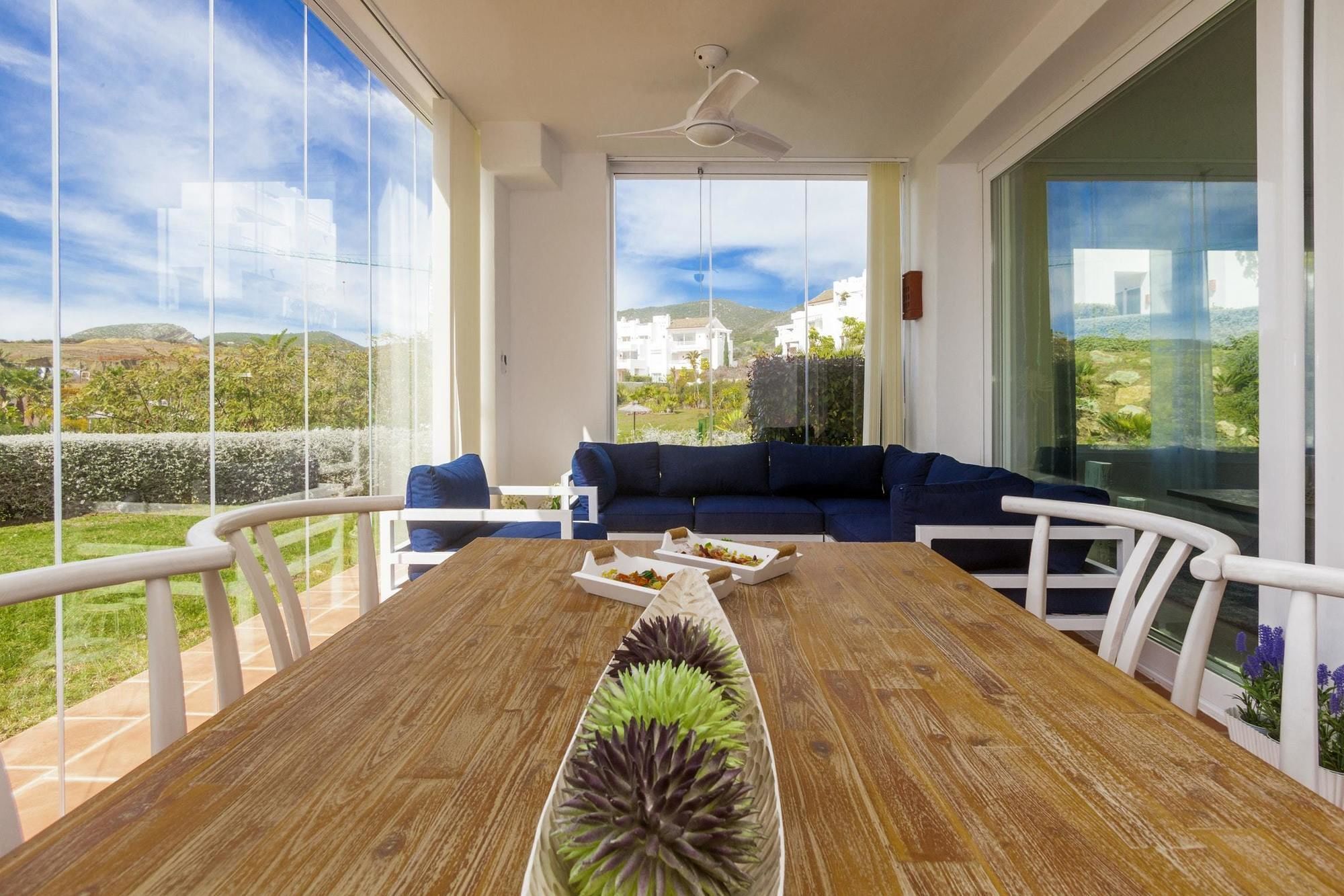 Apartment With 3 Bedrooms In Estepona, With Wonderful Mountain View, P Eksteriør bilde